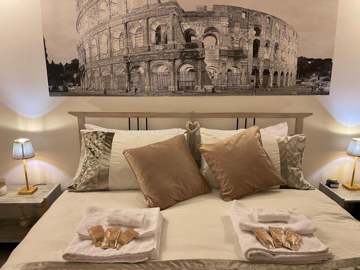 Apartment In The Heart Of Roma Exterior photo